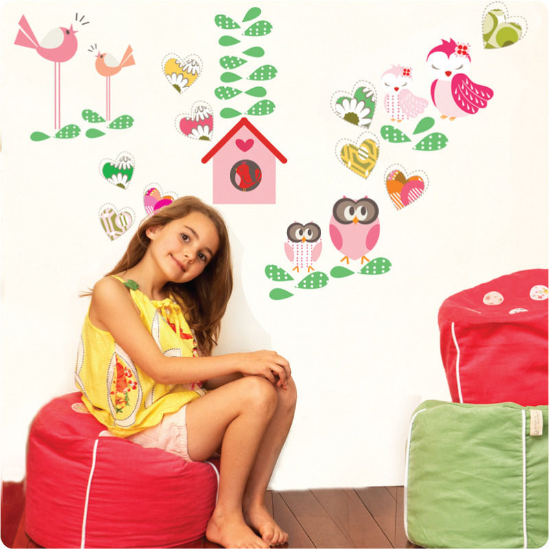 Love Struck removable wall stickers with pretty lady sitting in front on a bean bag
